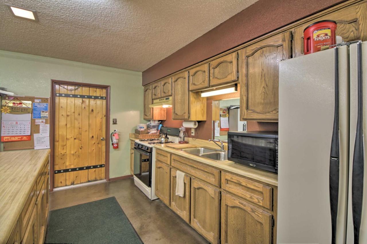 Show Low Home With Deck And Grill - 13 Mi To Hon-Dah! المظهر الخارجي الصورة